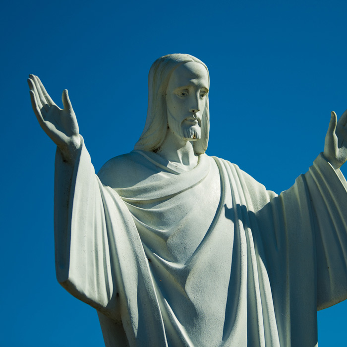 jesus statue