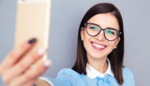 woman taking selfie