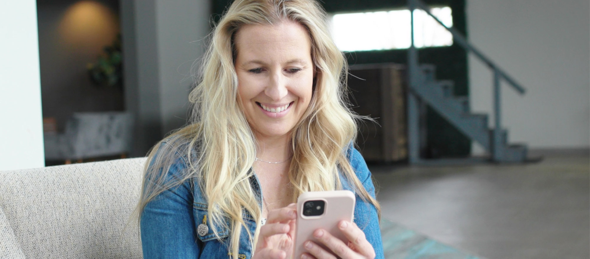women using church app